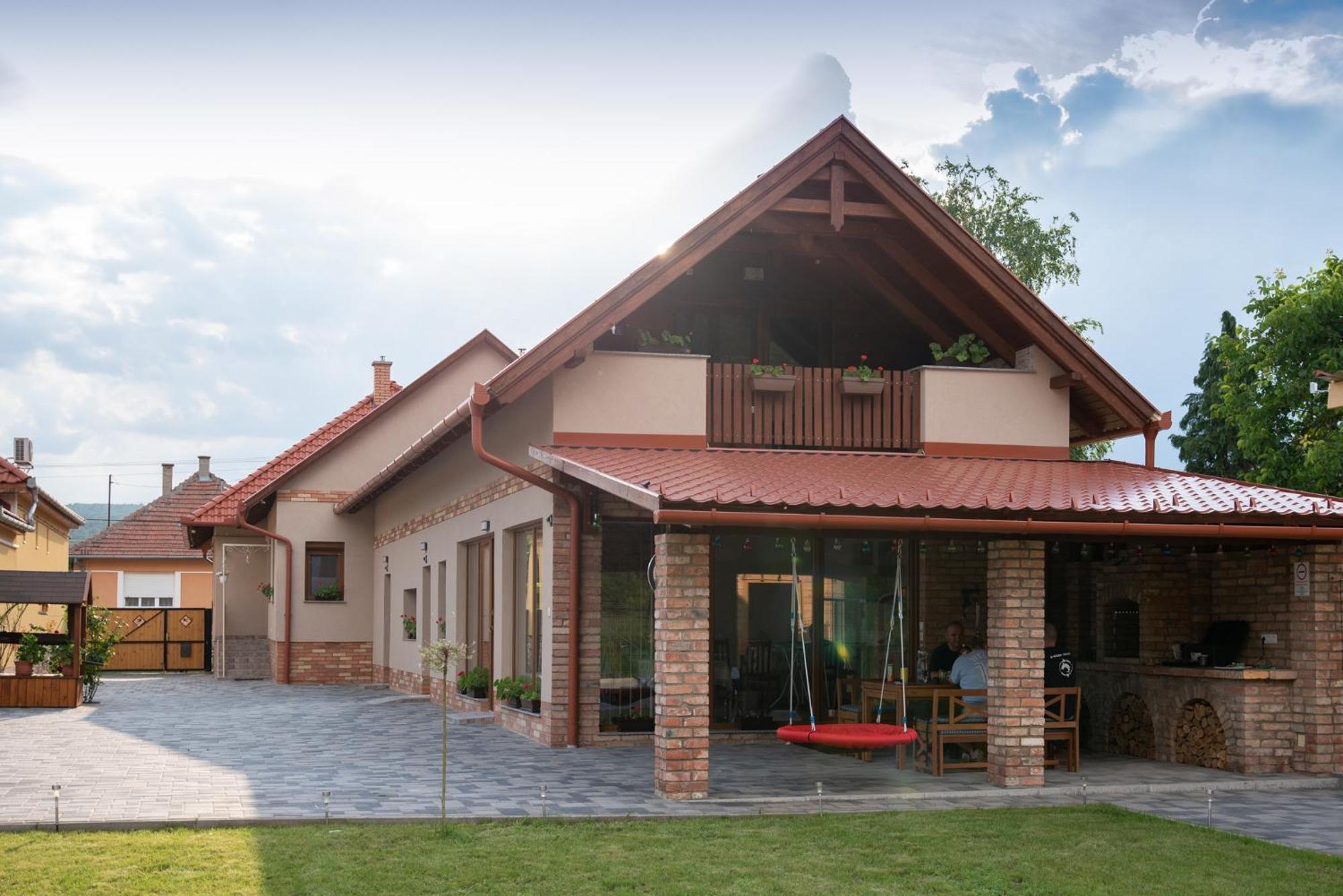 Benige Vendeghaz Hotel Demjén Exterior photo